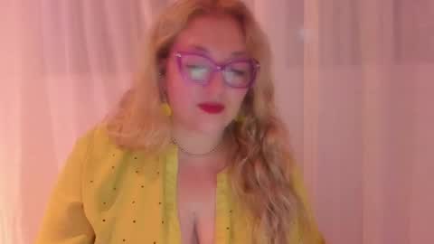 Nataly online show from September 2025 01:40:02 AM