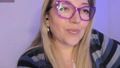 Nataly online show from May 2026 11:01:04 PM