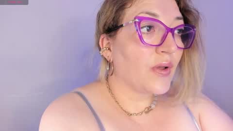 Snapshot of naty__mature_ chatting on June 2026 07:05:01 PM Nataly online show from June 2026 07:05:01 PM