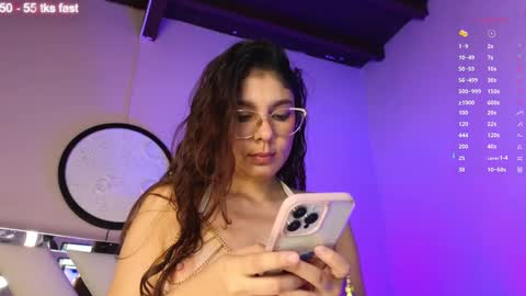 Naty Saenz online show from January 2025 09:24:01 AM