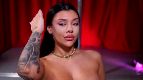 Naty online show from January 2025 01:32:01 AM