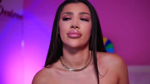 Naty online show from February 2025 10:37:02 AM