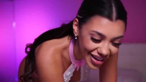 Naty online show from February 2025 10:59:02 AM