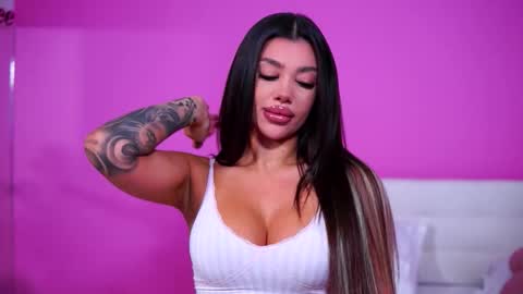 Naty online show from September 2025 07:08:02 AM