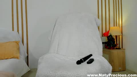 Snapshot of natyprecious chatting on January 2025 05:53:01 PM NatyPrecious online show from January 2025 05:53:01 PM