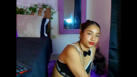 Natzu online show from November 2025 03:33:02 PM