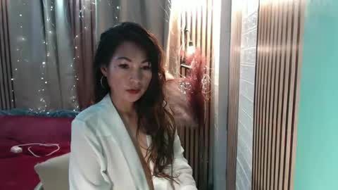 Jelay online show from November 2025 02:49:01 PM