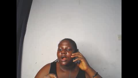 Amara online show from November 2025 08:49:01 AM