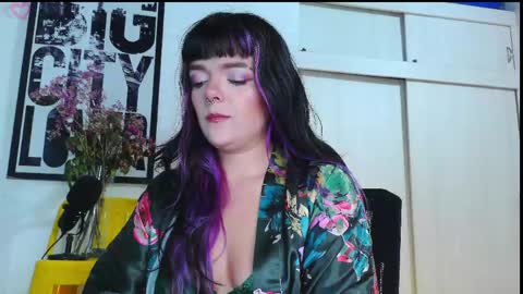 Em  please help me reach 100 thumbs up 3 online show from April 2026 06:31:01 AM