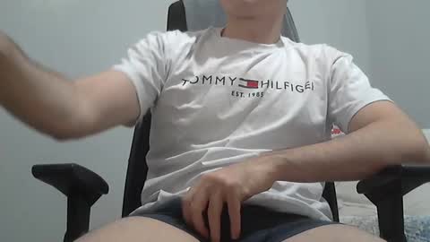 Enzo online show from February 2025 12:10:02 AM