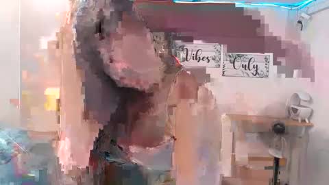 KATE online show from March 2025 03:05:01 PM