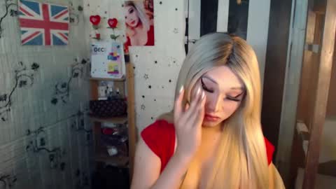 Snapshot of naughty_kim20 chatting on December 2024 01:15:02 AM alexa online show from December 2024 01:15:02 AM