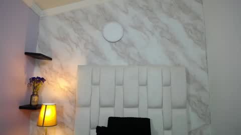 Kitten online show from February 2025 10:19:01 AM