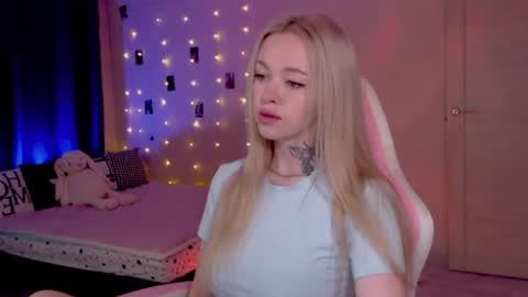 Snapshot of naughty_mablee chatting on July 2026 01:10:02 AM Mable online show from July 2026 01:10:02 AM