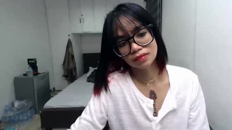 Snapshot of naughty_mariaxx chatting on April 2026 11:24:01 AM Maria online show from April 2026 11:24:01 AM