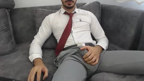 naughty pervert masterboy online show from September 2025 09:09:02 AM