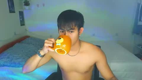 Snapshot of naughtyboylouie chatting on October 2025 06:56:01 AM Loue online show from October 2025 06:56:01 AM