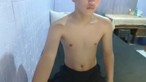 naughtyboytoni online show from December 2025 12:59:02 AM