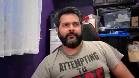 sakhtlaundaz online show from December 2025 09:35:01 PM