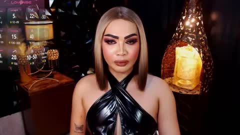 Snapshot of naughtyfridah chatting on June 2026 05:38:02 PM naughtyfridah online show from June 2026 05:38:02 PM