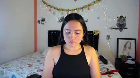 Valeria  online show from February 2025 10:37:02 PM