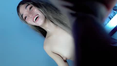 Snapshot of naughtygirlintown chatting on December 2024 05:51:02 AM Mariella online show from December 2024 05:51:02 AM