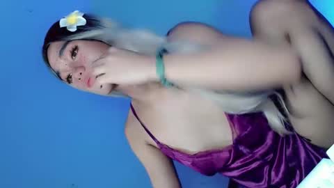 Snapshot of naughtygirlintown chatting on February 2025 04:49:01 AM Mariella online show from February 2025 04:49:01 AM