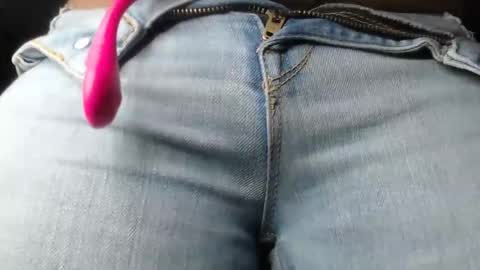 Snapshot of naughtyhotsquirt chatting on March 2025 07:18:01 PM Kimberly online show from March 2025 07:18:01 PM