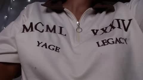 Snapshot of naughtyhotsquirt chatting on September 2025 12:39:01 PM Kimberly online show from September 2025 12:39:01 PM