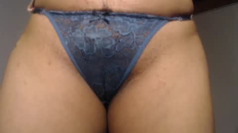 Snapshot of naughtyhotsquirt chatting on October 2025 12:00:01 AM Kimberly online show from October 2025 12:00:01 AM