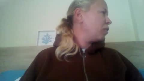 Snapshot of naughtyjennyblondeuk chatting on May 2026 05:50:02 PM naughtyjennyblondeuk online show from May 2026 05:50:02 PM