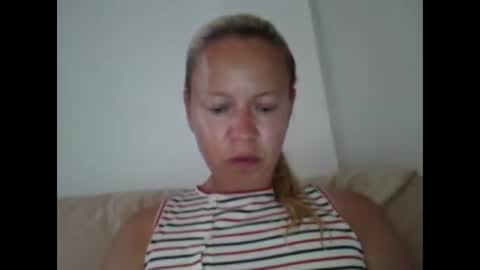 Snapshot of naughtyjennyblondeuk chatting on May 2026 02:36:02 PM naughtyjennyblondeuk online show from May 2026 02:36:02 PM
