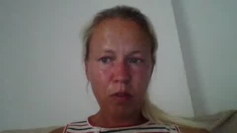 Snapshot of naughtyjennyblondeuk chatting on June 2026 07:00:02 PM naughtyjennyblondeuk online show from June 2026 07:00:02 PM