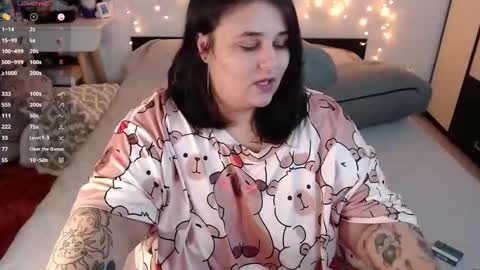 Chris online show from October 2025 06:22:02 AM