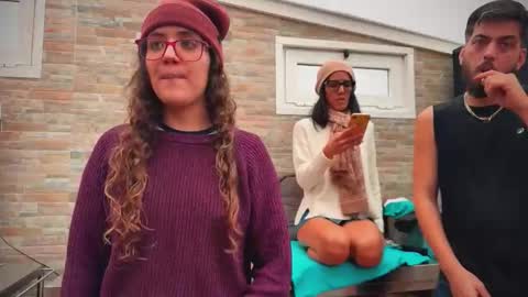 ANDREA STEPH  MIKE online show from January 2026 10:32:01 AM