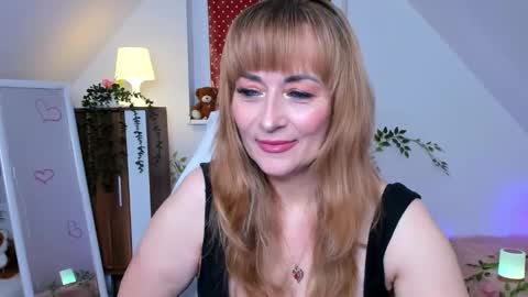 Milana - on air every day except Wednesday from 9 pm to 4 am European time online show from October 2025 08:16:02 PM