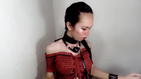 naughtypetiteangel online show from September 2025 10:03:02 PM