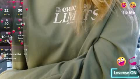 Snapshot of naughtyplayass chatting on January 2025 09:28:01 PM naughtyplayass online show from January 2025 09:28:01 PM