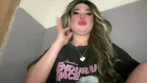 Rose Wilson online show from November 2025 04:00:01 AM