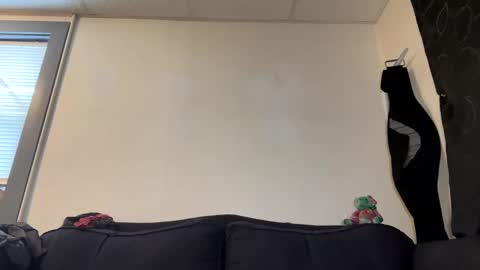 naughtysub023 online show from February 2025 02:10:02 PM