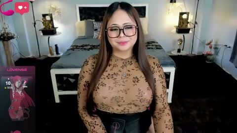 ITS ME YOGIRL PATRICIA online show from June 2026 02:32:01 PM