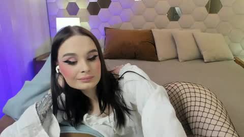 naughtyylory online show from March 2026 09:17:02 AM