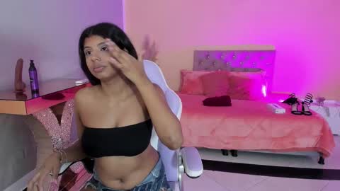 naugthy_brunette_ online show from February 2026 02:50:02 AM