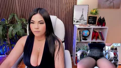Snapshot of naugthyelli chatting on July 2026 05:41:01 PM online show from July 2026 05:41:01 PM