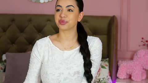 Nico online show from April 2026 04:11:01 AM