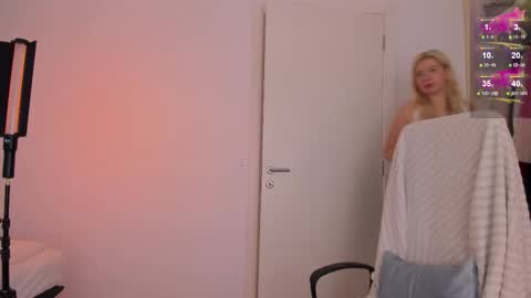 Nautica online show from December 2025 12:12:01 PM