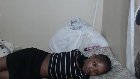 nawtylarissa_ online show from September 2025 03:45:01 PM