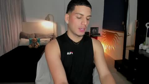 Snapshot of naxtan_ chatting on June 2026 01:08:02 AM Jhonatan online show from June 2026 01:08:02 AM
