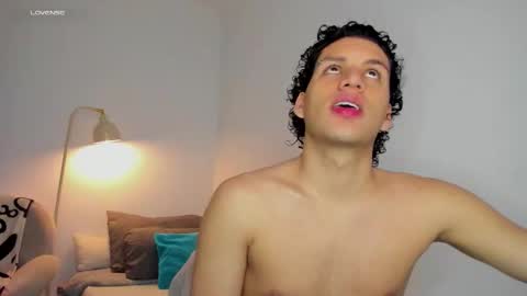 Natan online show from October 2025 08:07:01 AM