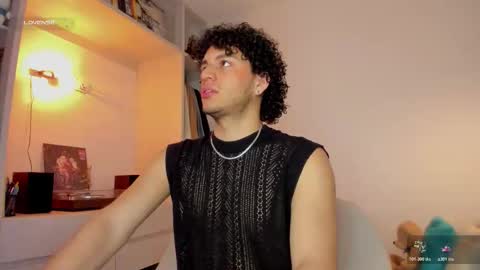 Natan online show from December 2025 12:10:02 PM